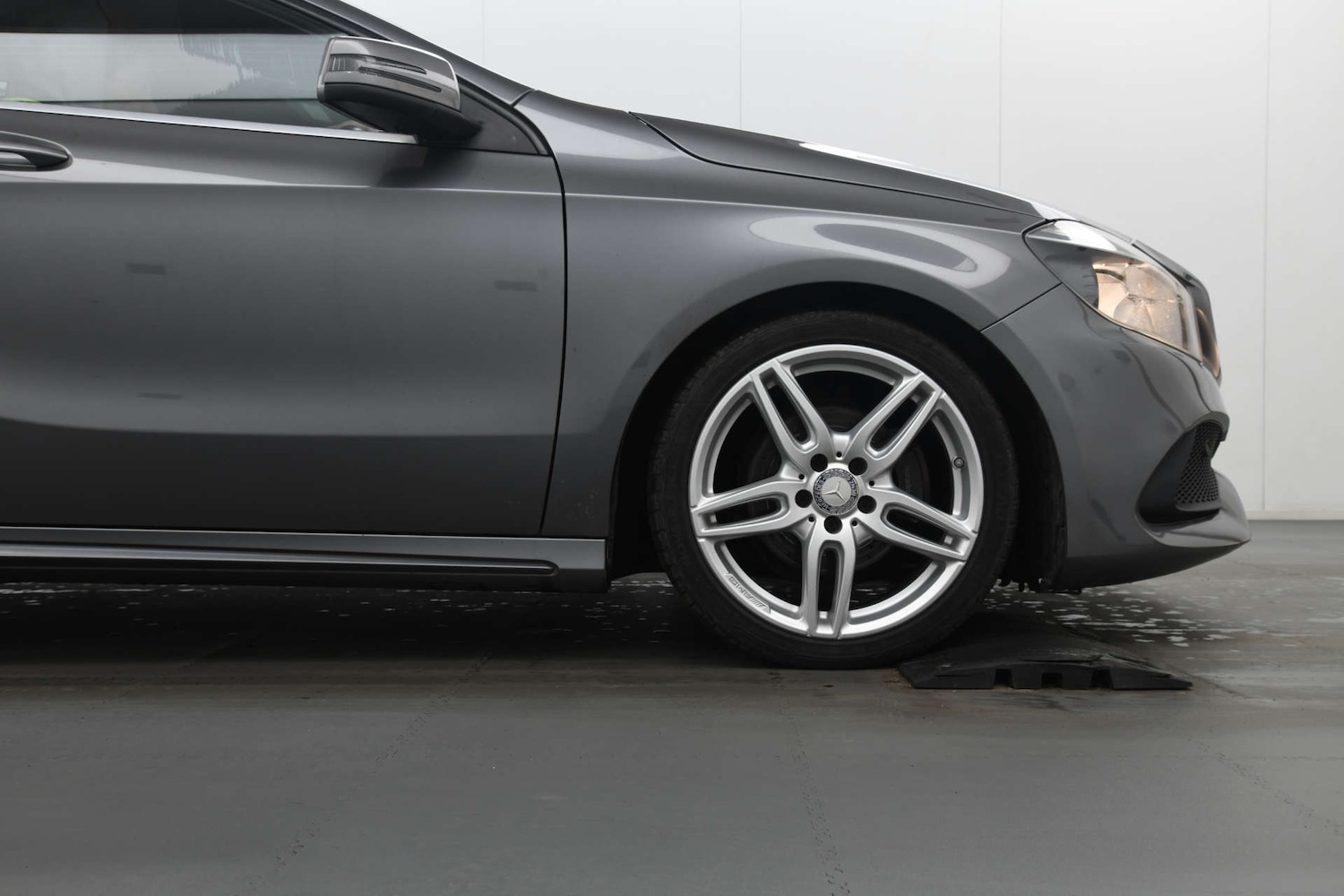 Used Mercedes-Benz A-Class 2016 for sale - 77394899: Photo 9