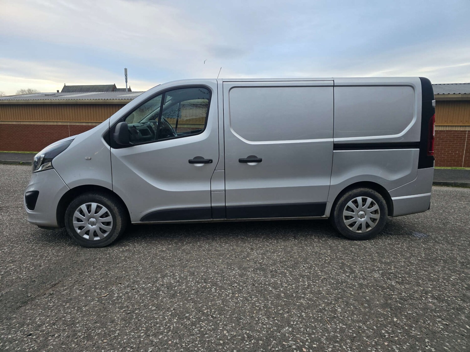 Used Vauxhall Vivaro 2019 for sale - 78223432: Photo 5