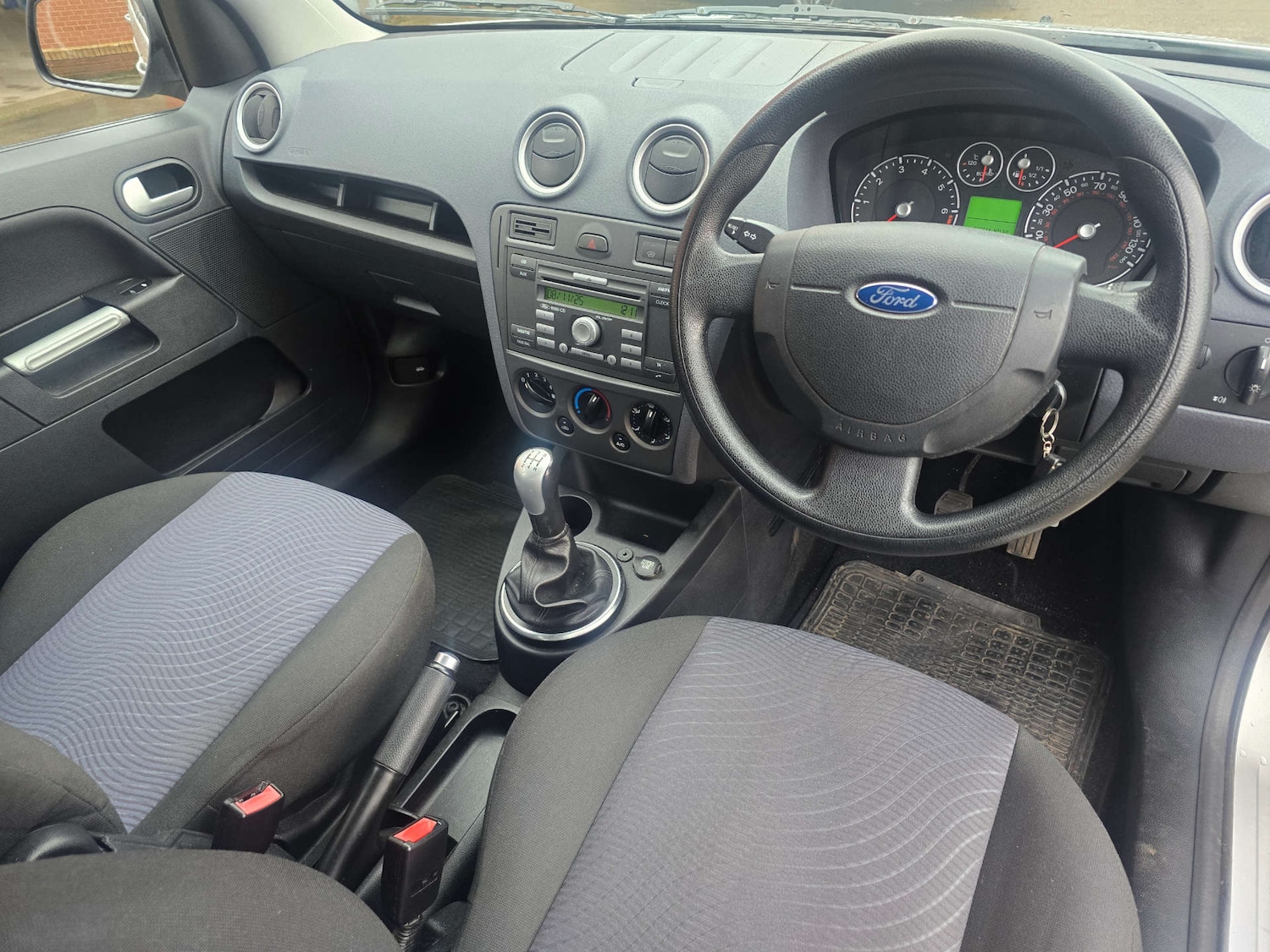 Used Ford Fusion 2010 for sale - 76519223: Photo 13