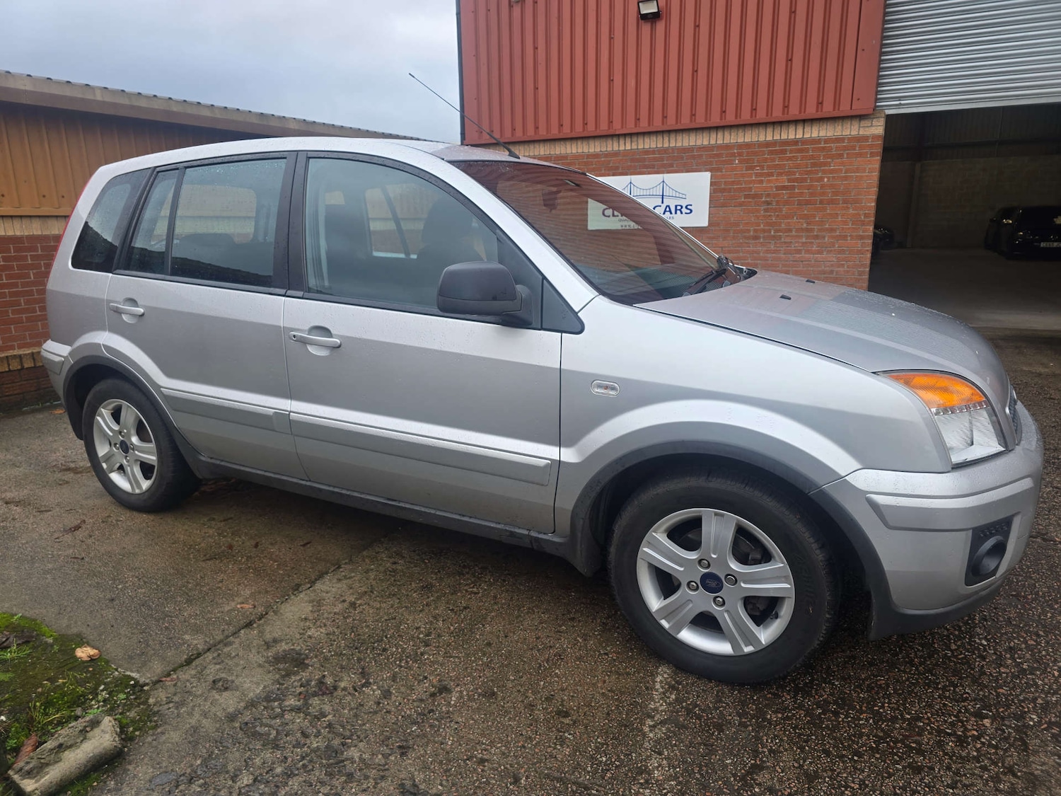 Used Ford Fusion 2010 for sale - 76519223: Photo 4