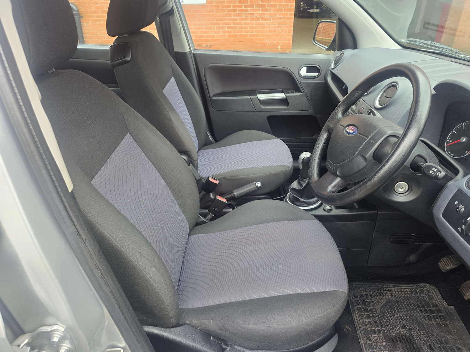 Used Ford Fusion 2010 for sale - 76519223: Photo 44