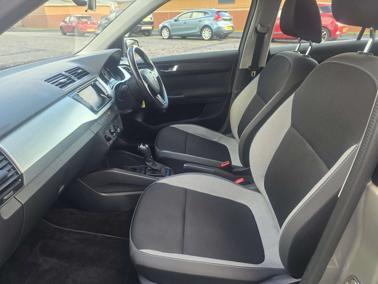 Used Skoda Fabia 2018 for sale - 76533570: Photo 48