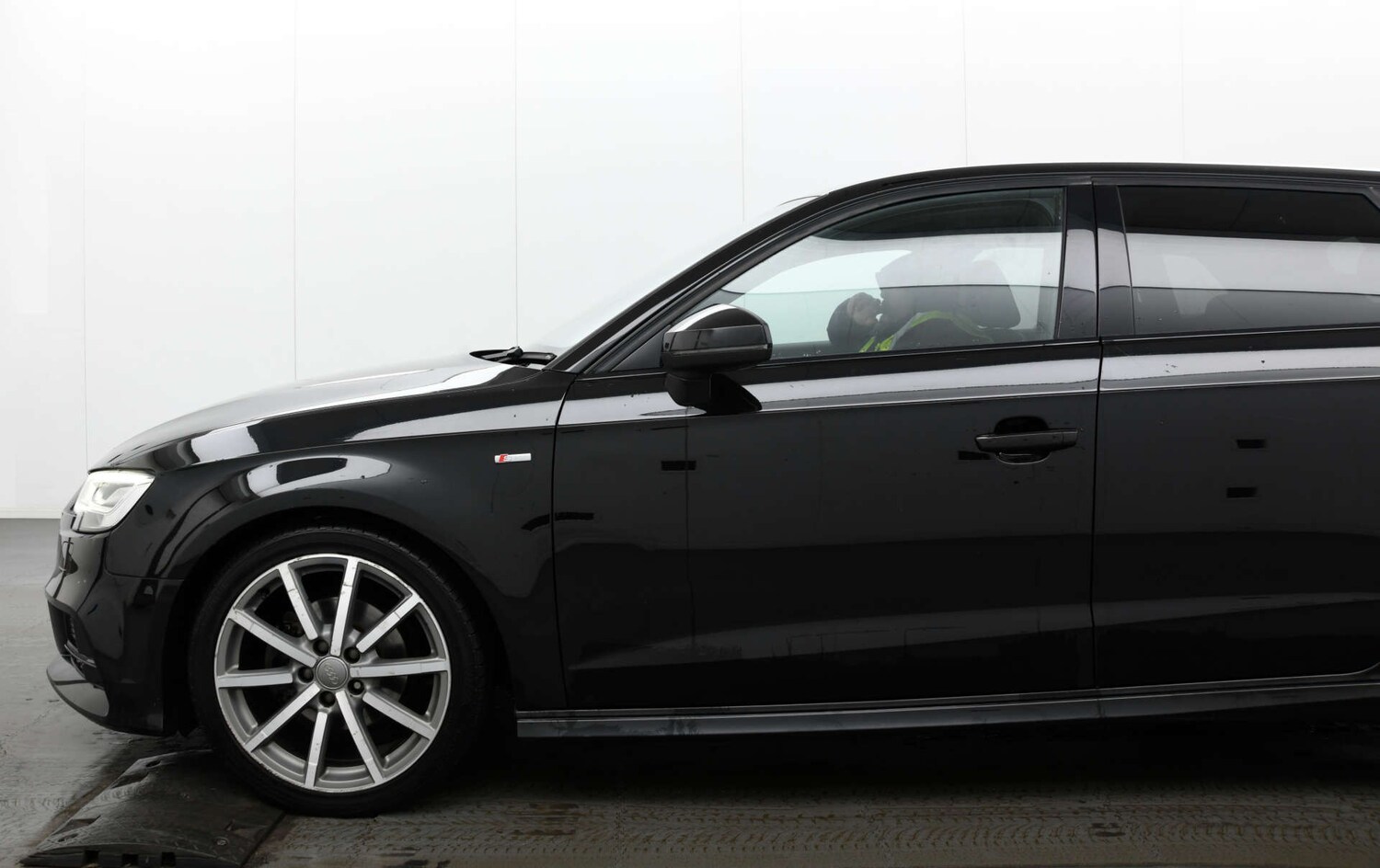 Used Audi A3 2018 for sale - 77807462: Photo 11