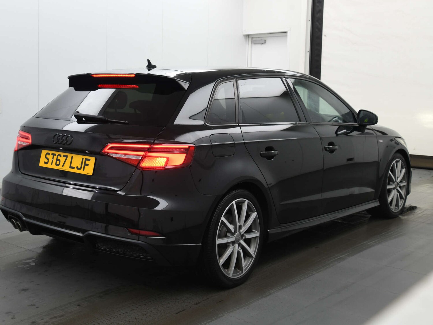 Used Audi A3 2018 for sale - 77807462: Photo 6