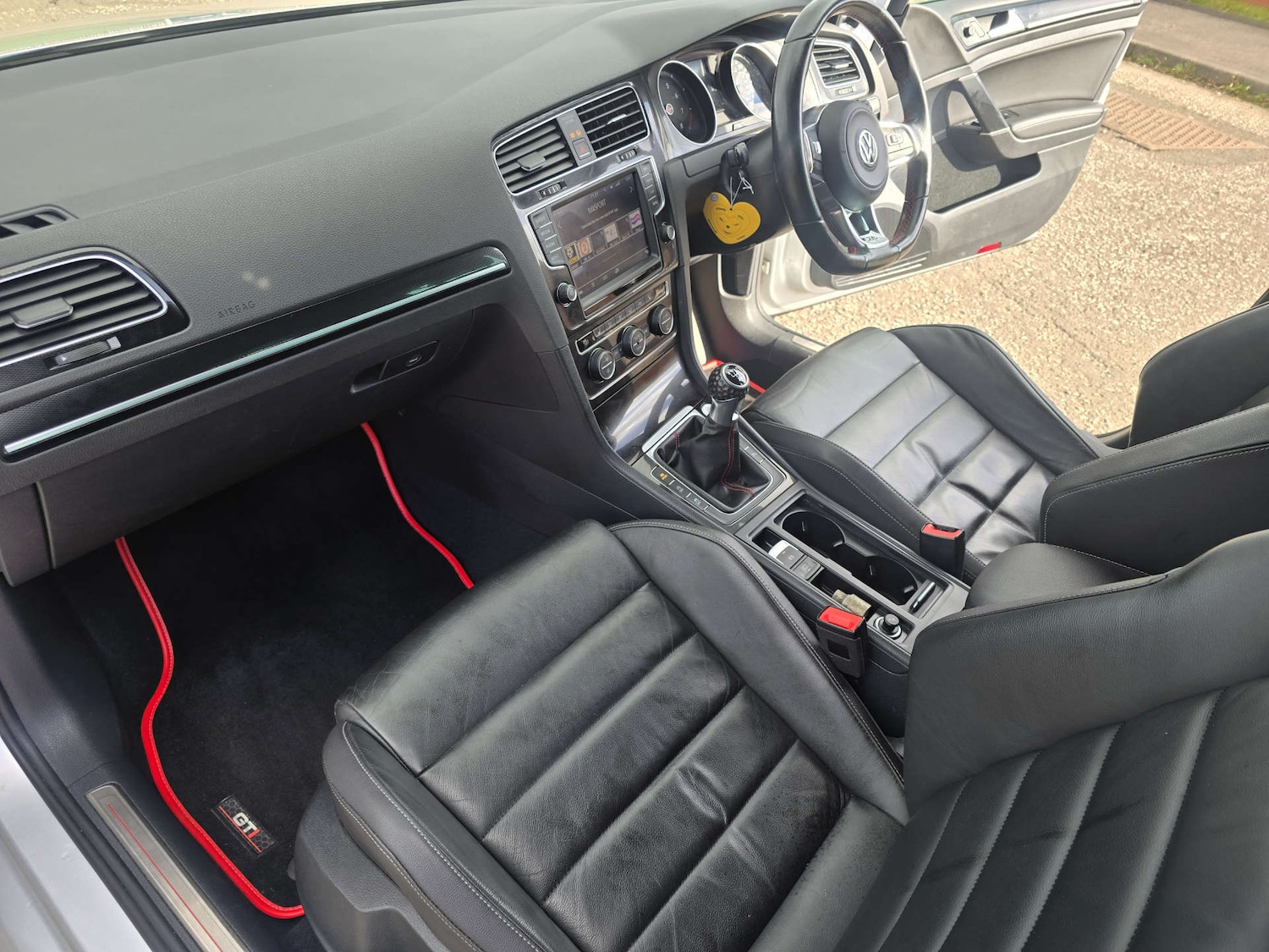 Used Volkswagen Golf 2016 for sale - 77797716: Photo 14