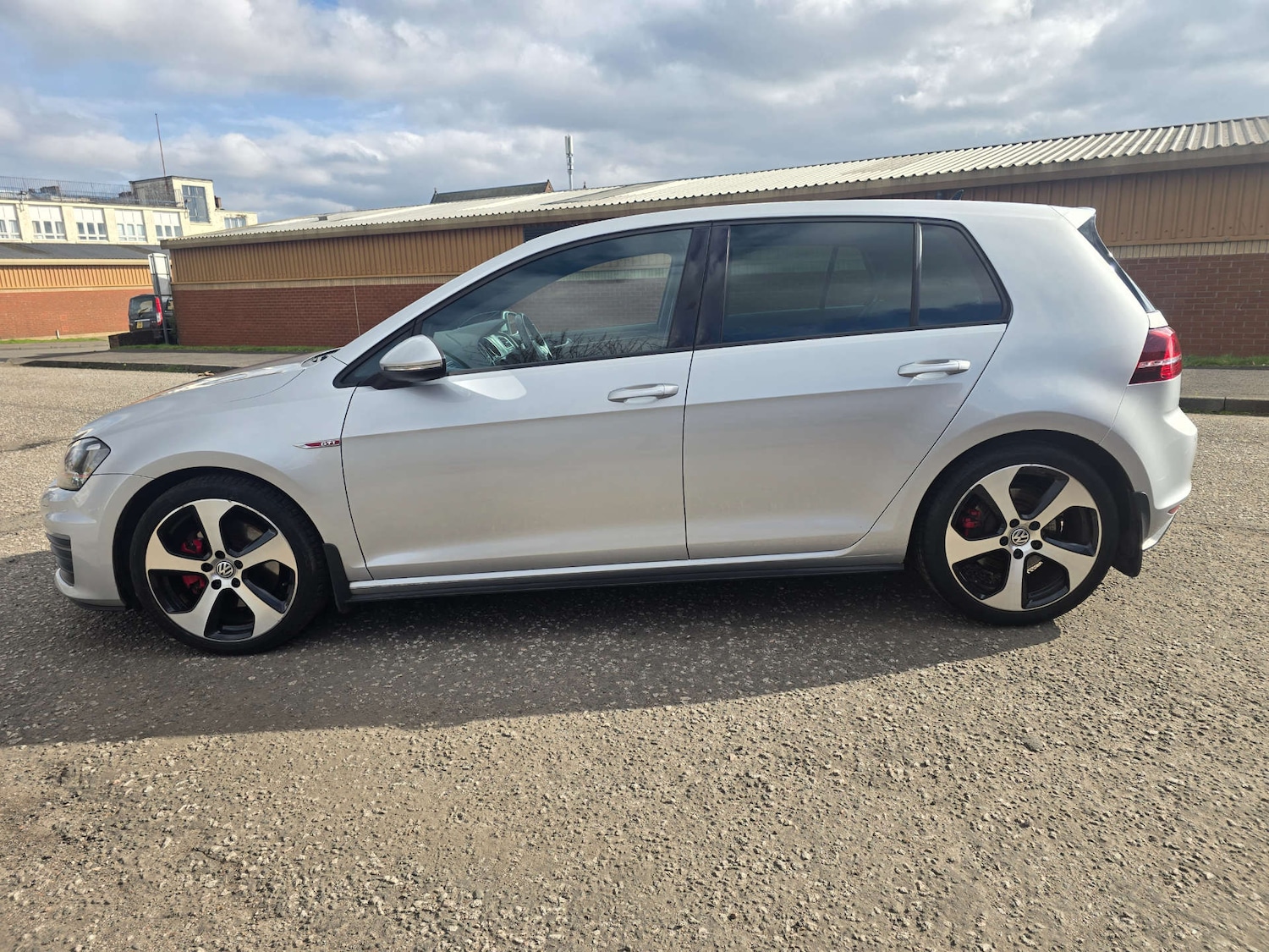 Used Volkswagen Golf 2016 for sale - 77797716: Photo 30