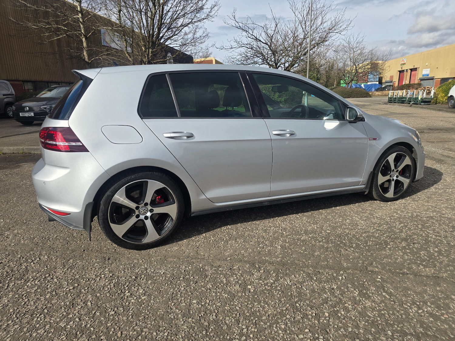 Used Volkswagen Golf 2016 for sale - 77797716: Photo 6