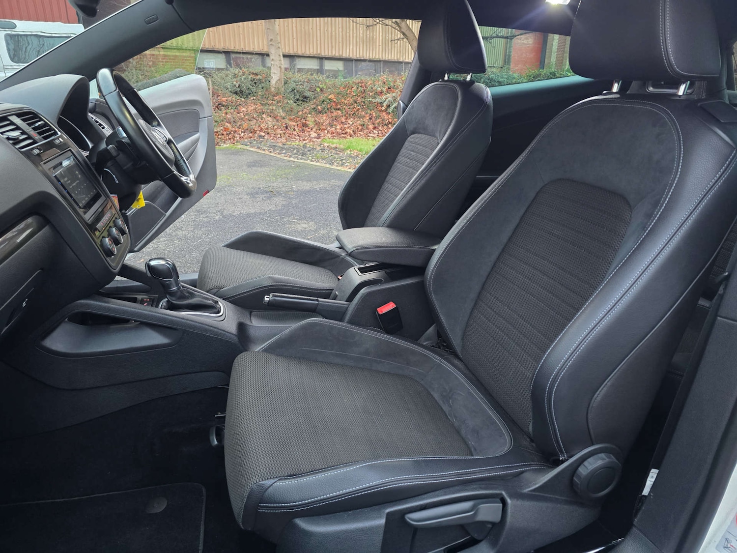 Used Volkswagen Scirocco 2017 for sale - 76751462: Photo 35