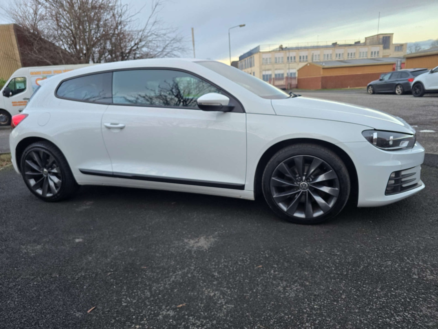 Used Volkswagen Scirocco 2017 for sale - 76751462: Photo 4