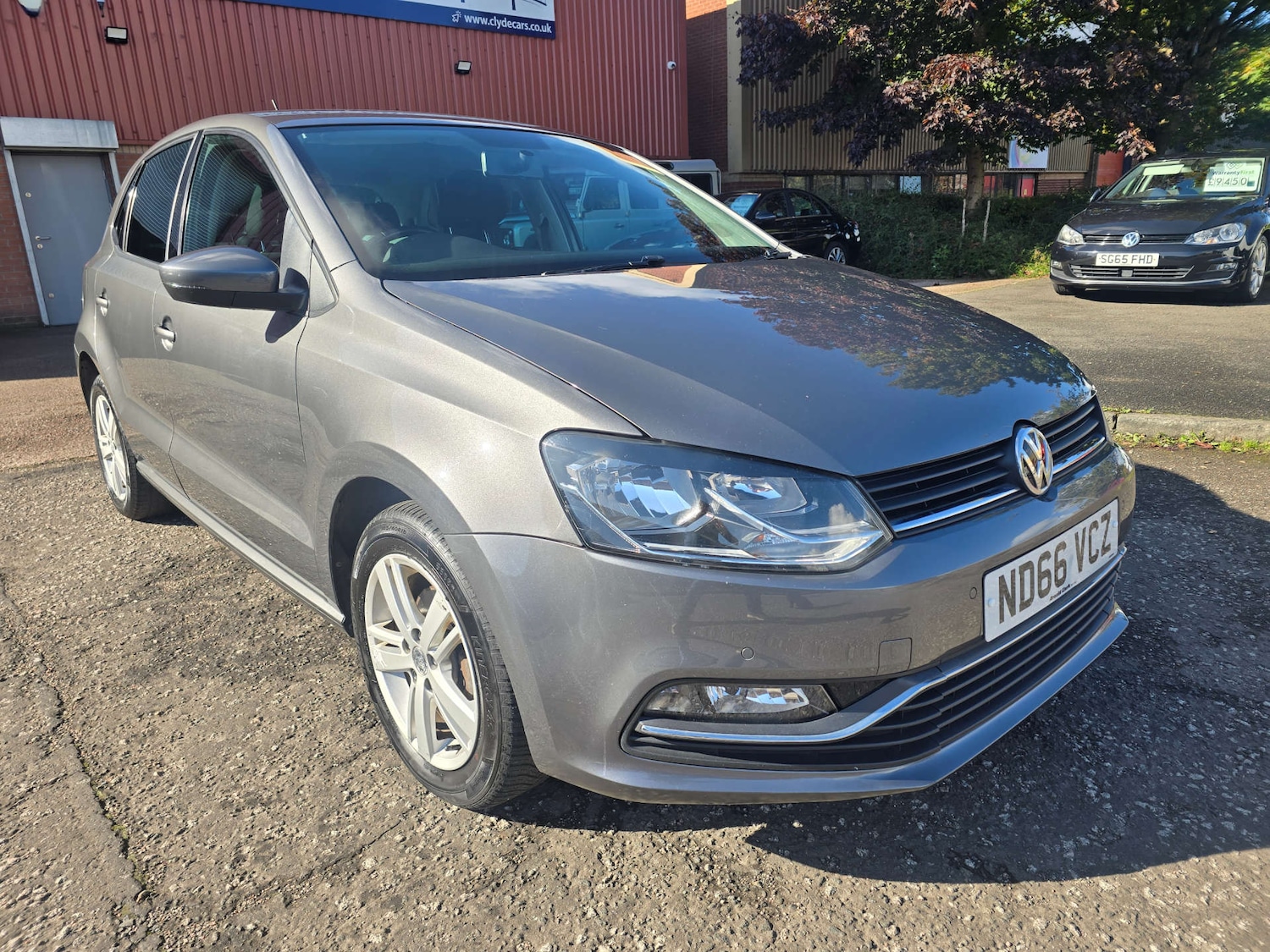 Used Volkswagen Polo 2016 for sale - 76097689: Photo 2