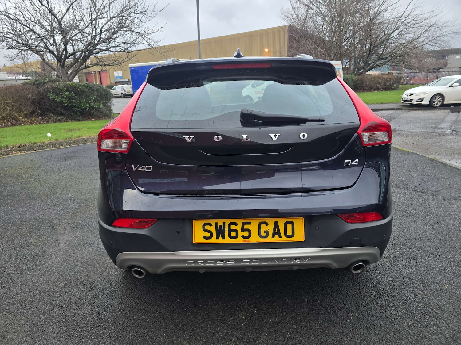 Used Volvo V40 2015 for sale - 77299343: Photo 10