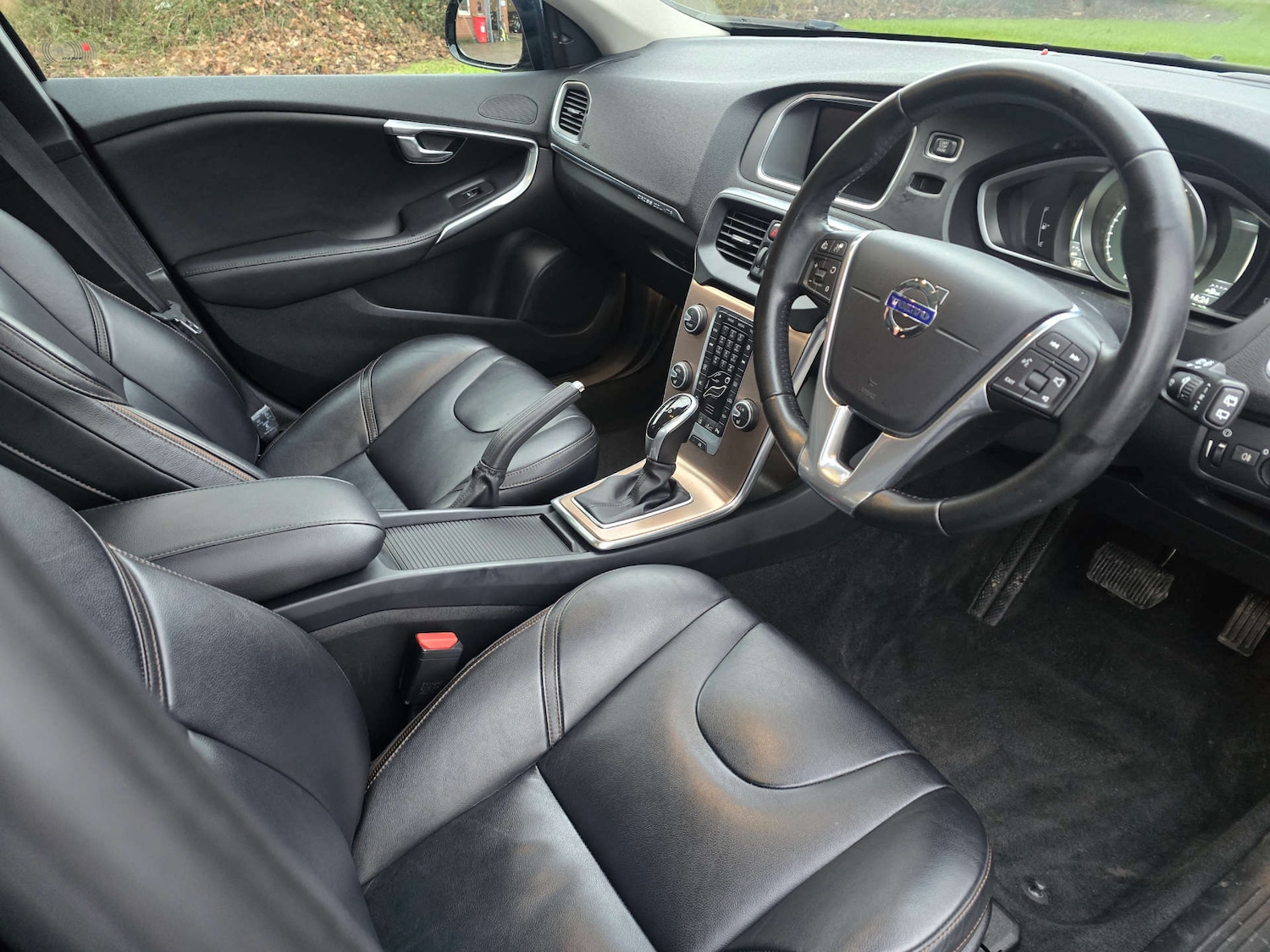 Used Volvo V40 2015 for sale - 77299343: Photo 13