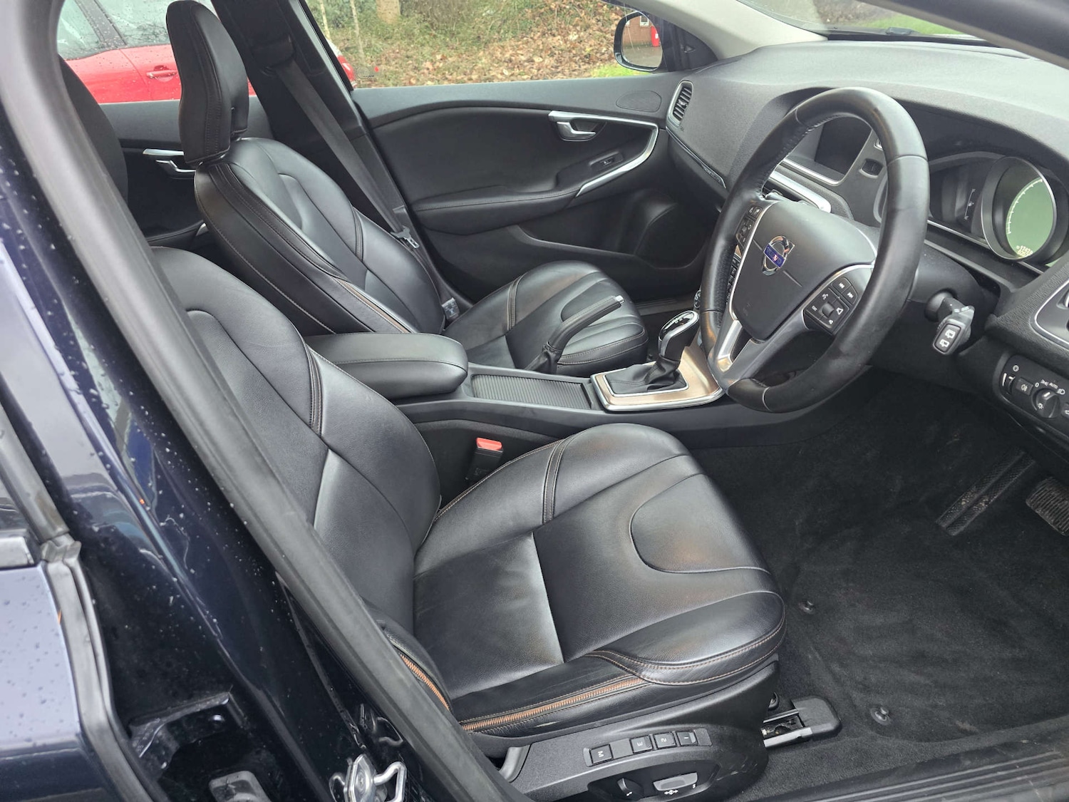 Used Volvo V40 2015 for sale - 77299343: Photo 45