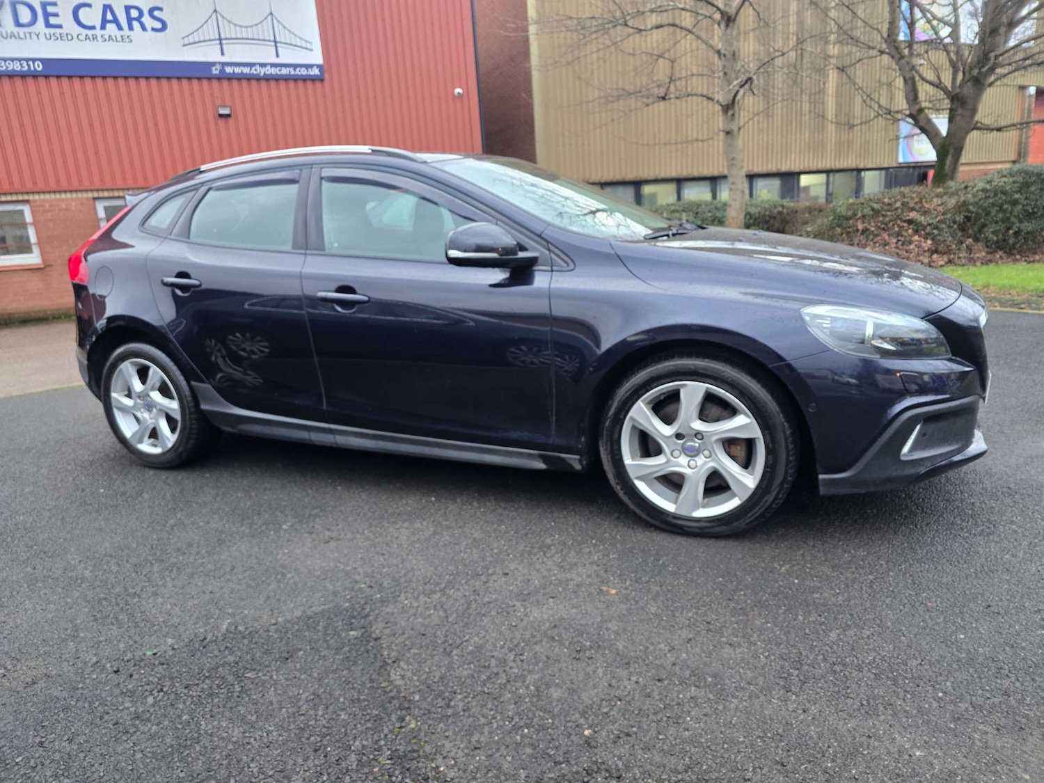 Used Volvo V40 2015 for sale - 77299343: Photo 5