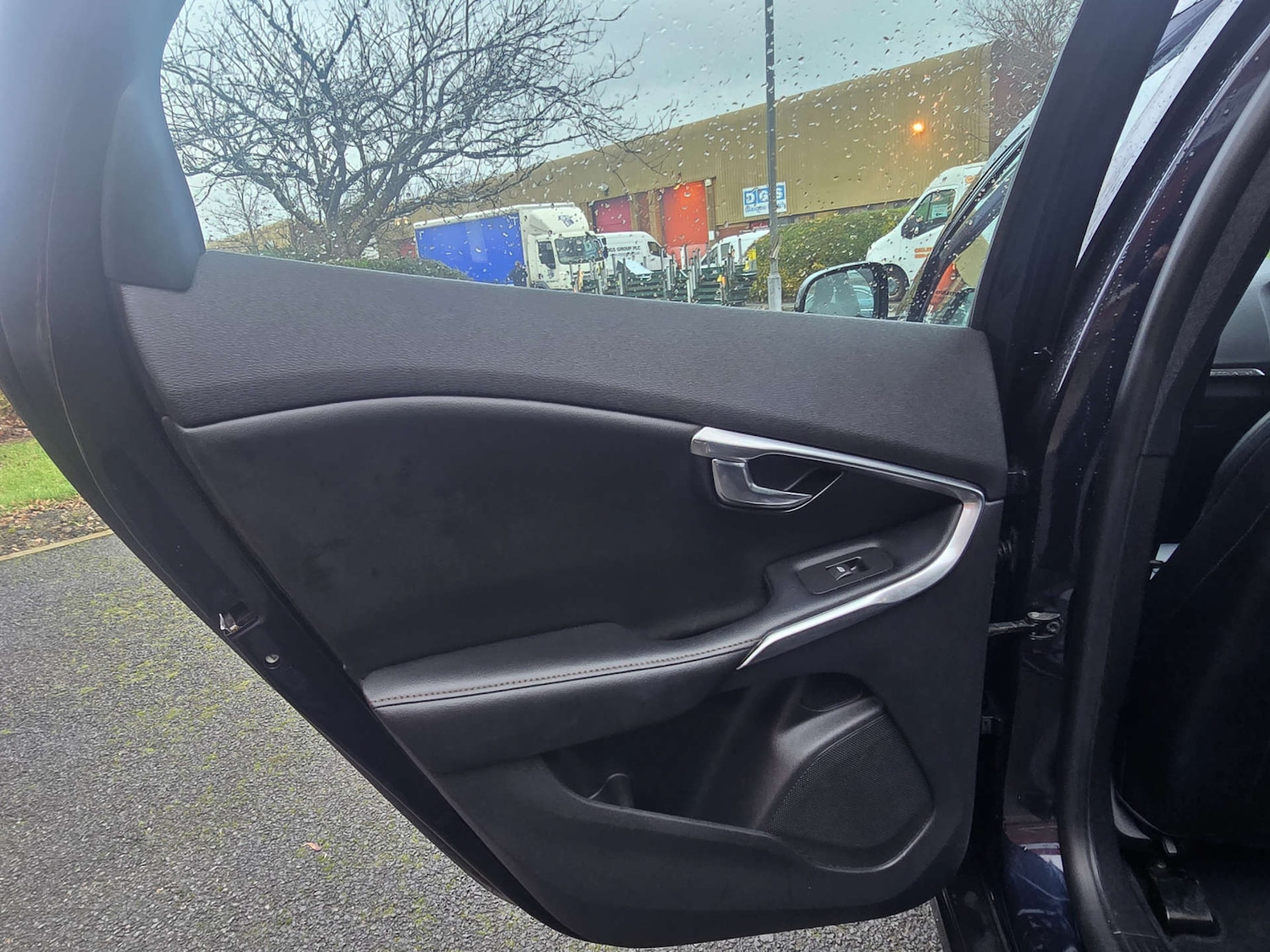 Used Volvo V40 2015 for sale - 77299343: Photo 62