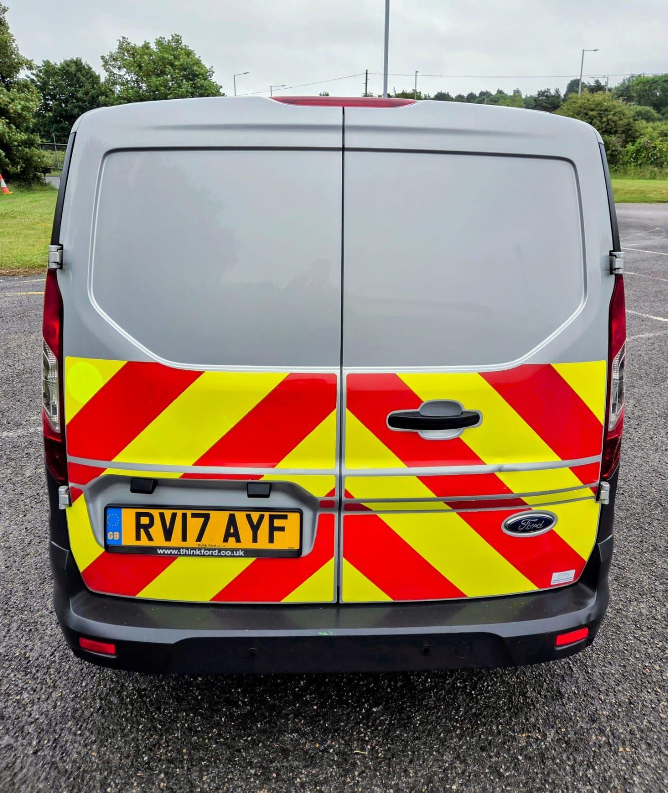 Used Ford Transit Custom 2017 for sale - 76634310: Photo 6