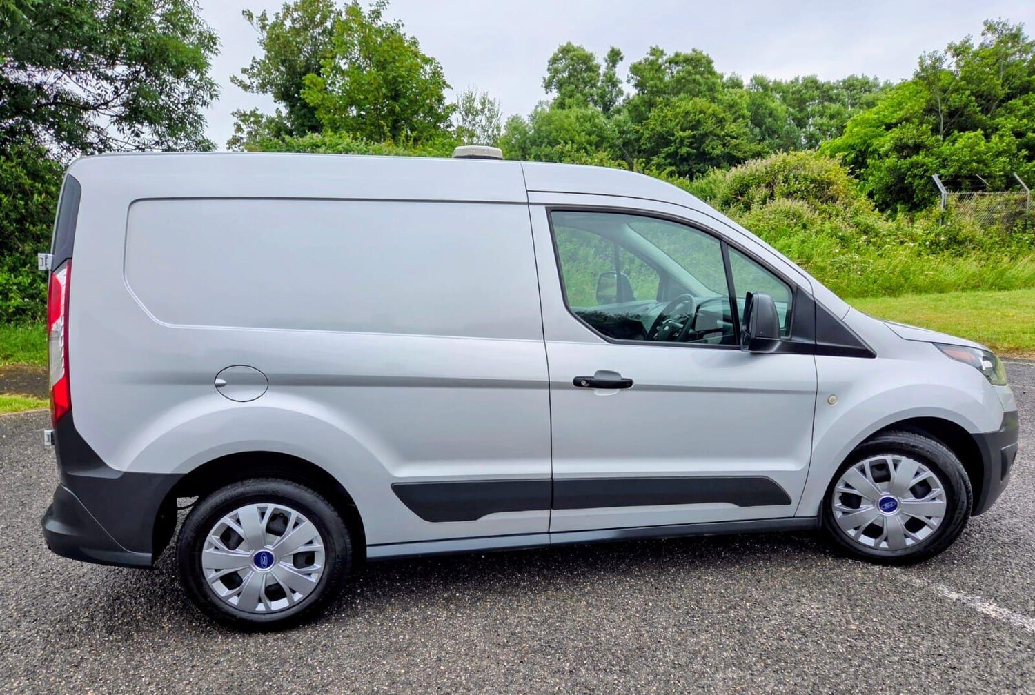 Used Ford Transit Custom 2017 for sale - 76634310: Photo 8