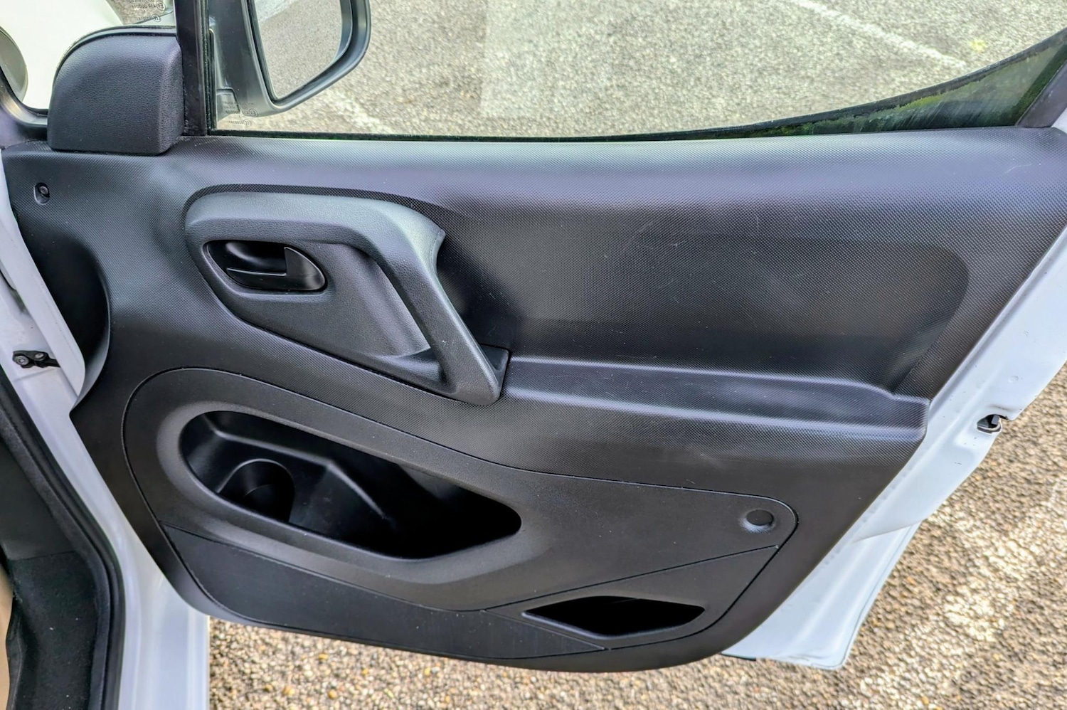 Used Citroen Berlingo 2015 for sale - 77026608: Photo 15