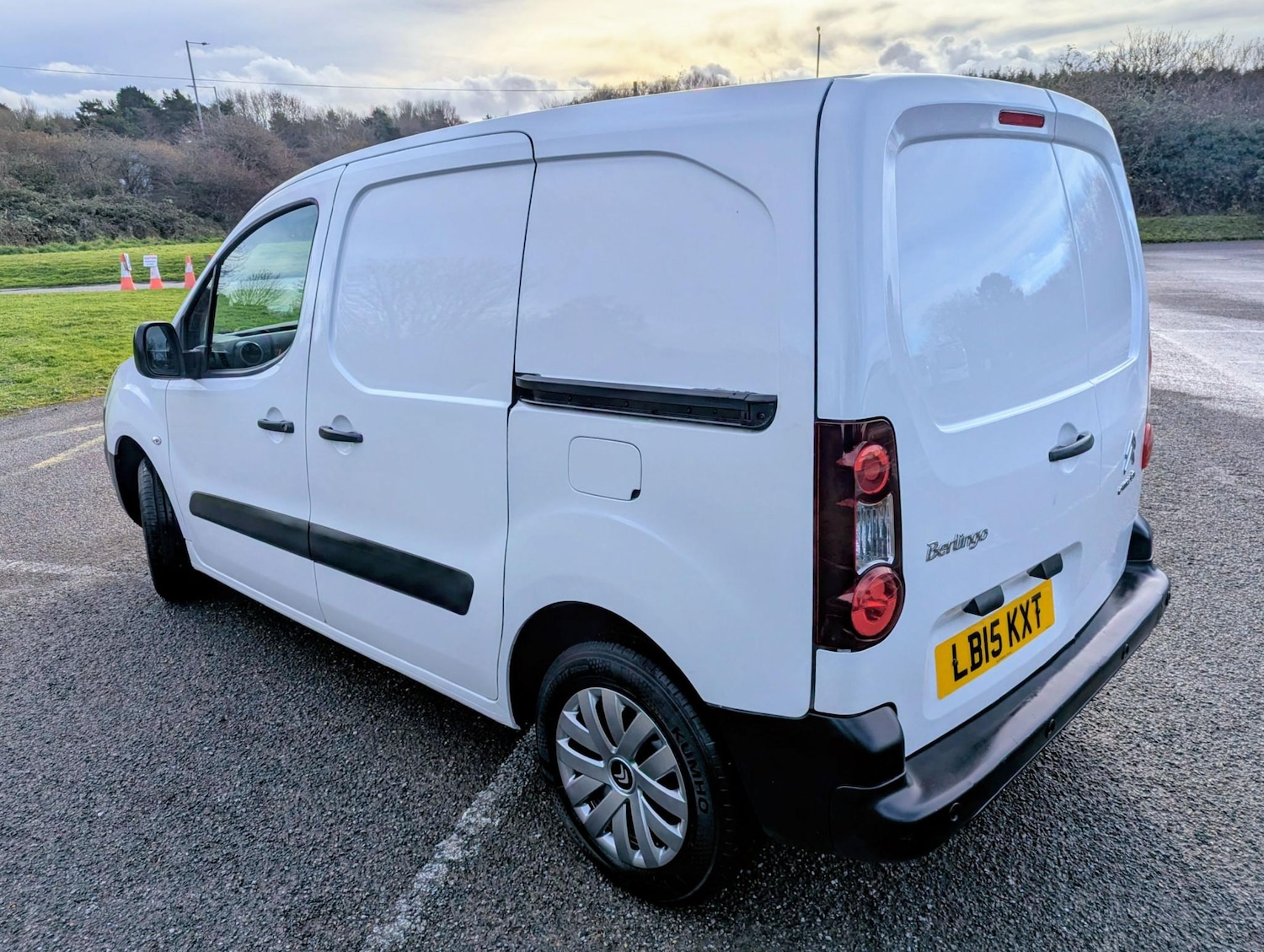 Used Citroen Berlingo 2015 for sale - 77026608: Photo 4