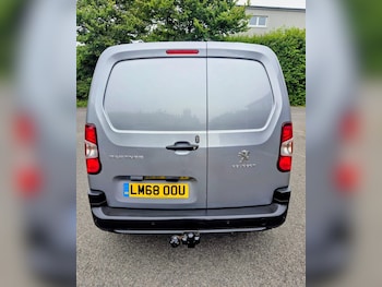 Used Peugeot Partner 2019 for sale - 78886397: Photo