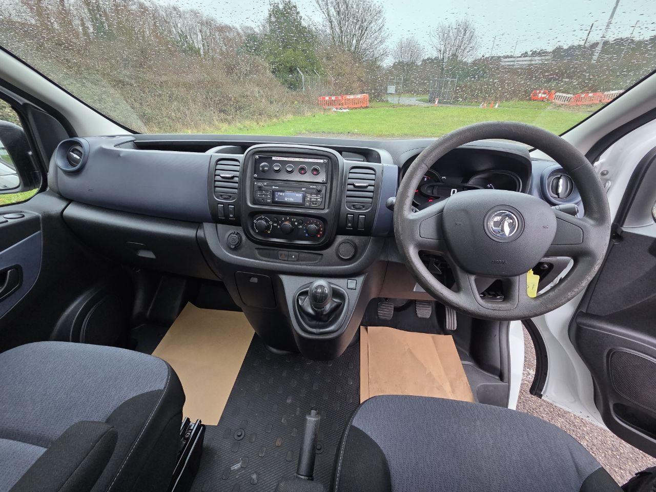 Used Vauxhall Vivaro 2017 for sale - 77382034: Photo 13