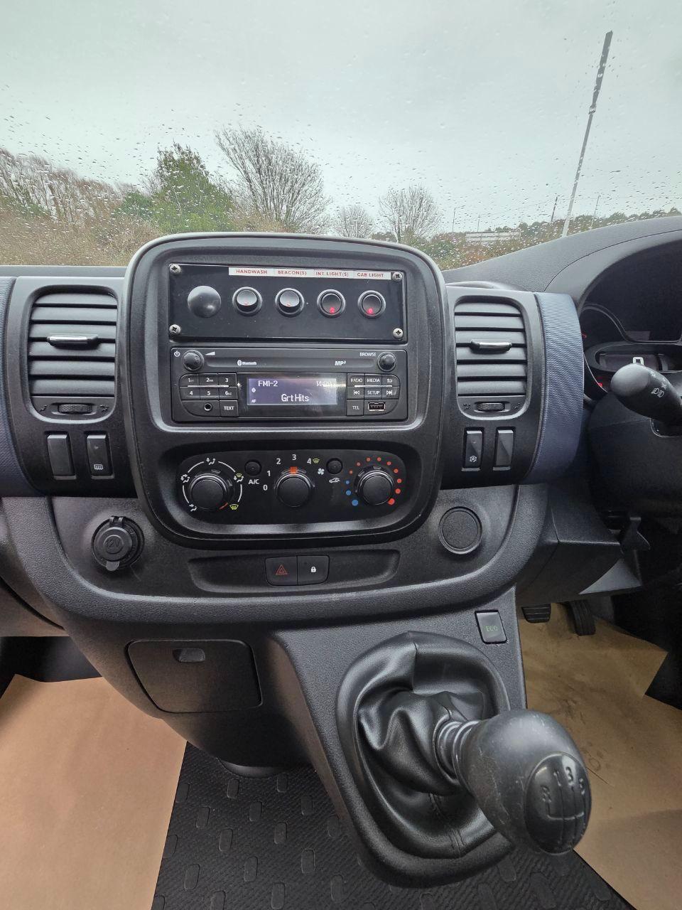 Used Vauxhall Vivaro 2017 for sale - 77382034: Photo 16