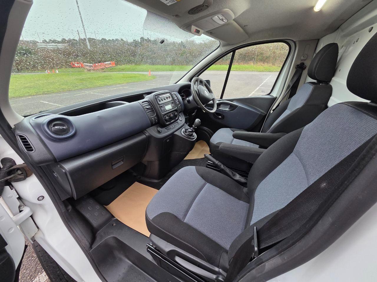 Used Vauxhall Vivaro 2017 for sale - 77382034: Photo 17
