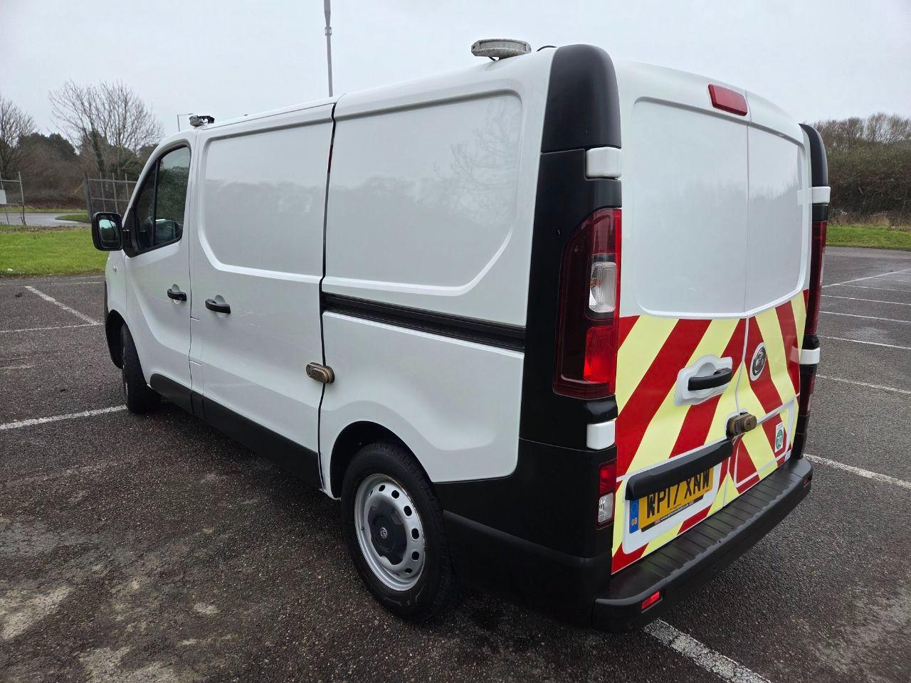 Used Vauxhall Vivaro 2017 for sale - 77382034: Photo 5