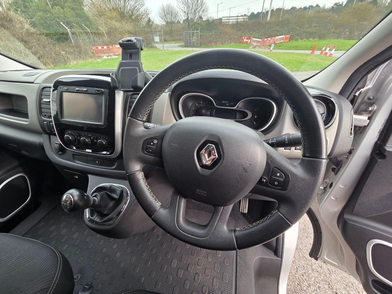 Used Renault Trafic 2018 for sale - 77779348: Photo 11