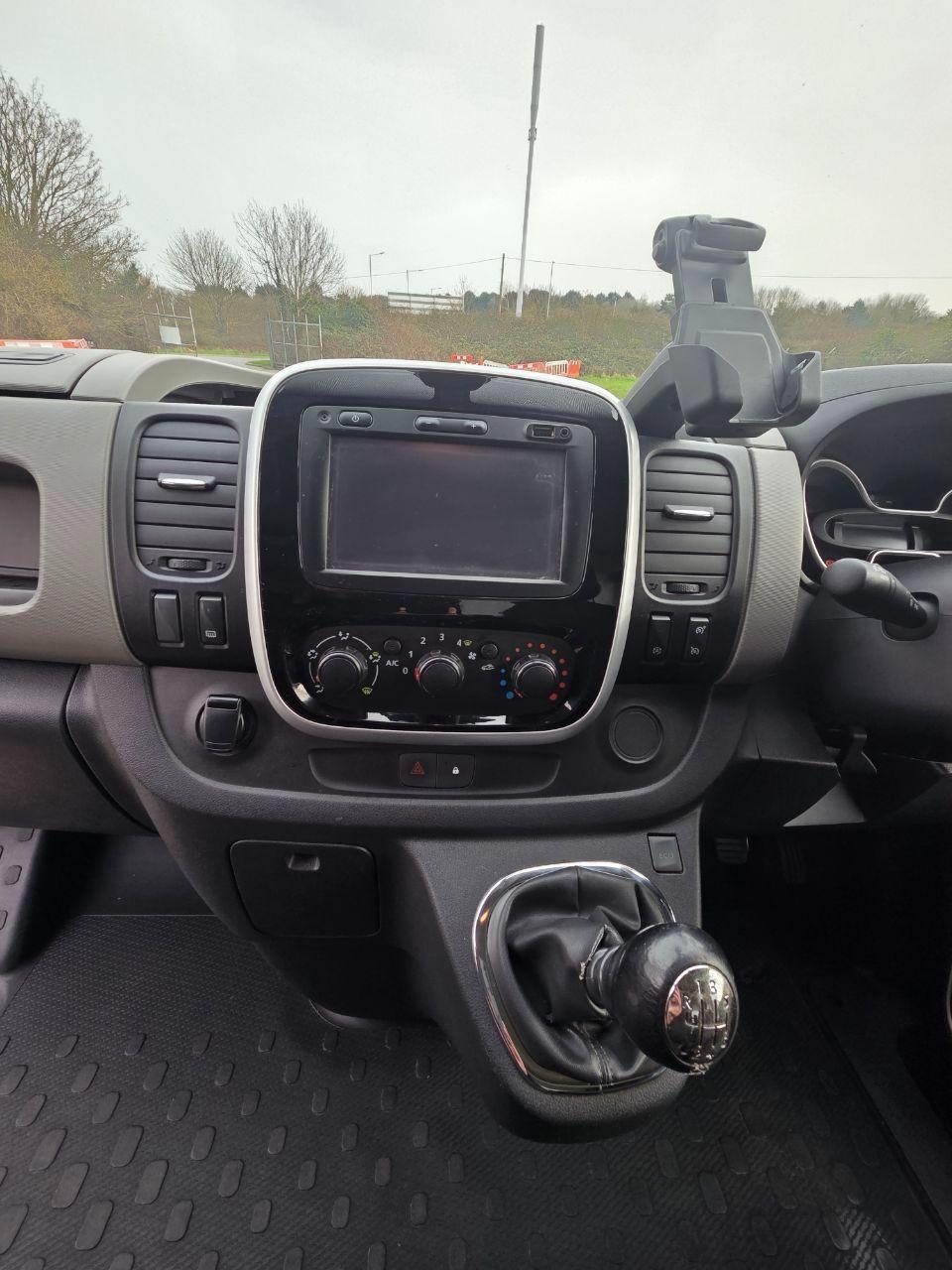 Used Renault Trafic 2018 for sale - 77779348: Photo 12