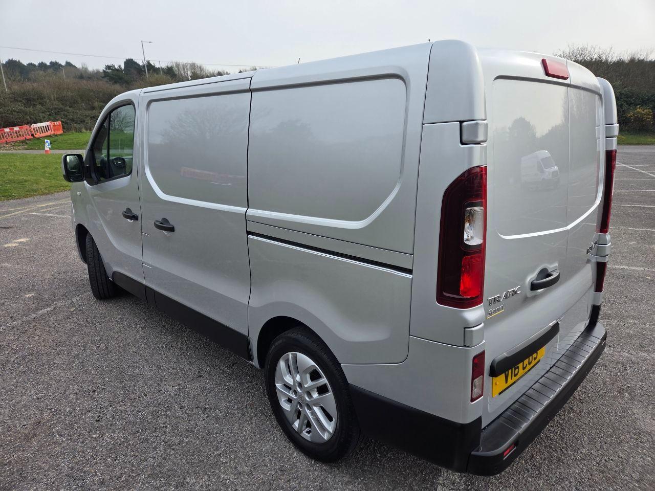 Used Renault Trafic 2018 for sale - 77779348: Photo 6