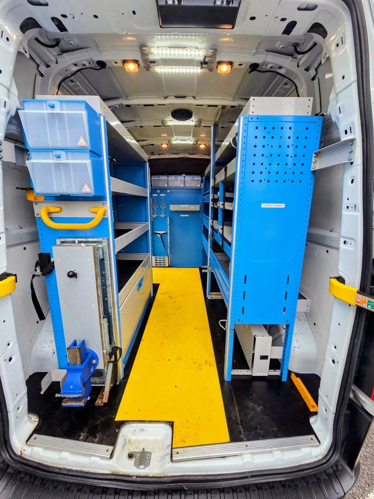 Used Ford Transit Custom 2018 for sale - 76634305: Photo 10