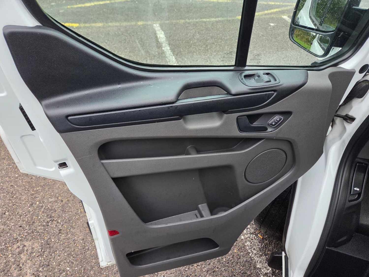 Used Ford Transit Custom 2018 for sale - 76634305: Photo 17