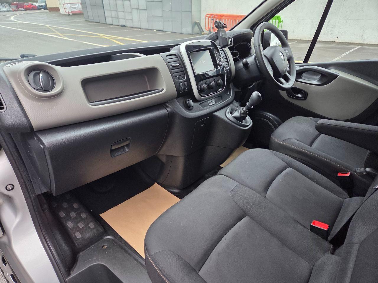 Used Renault Trafic 2016 for sale - 77249087: Photo 11