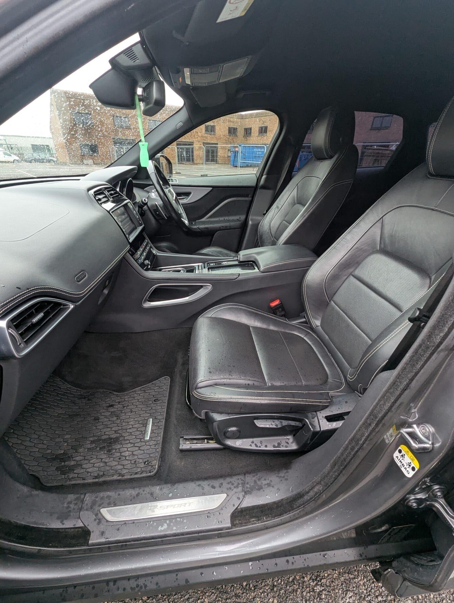 Used Jaguar F-Pace 2018 for sale - 77533624: Photo 16