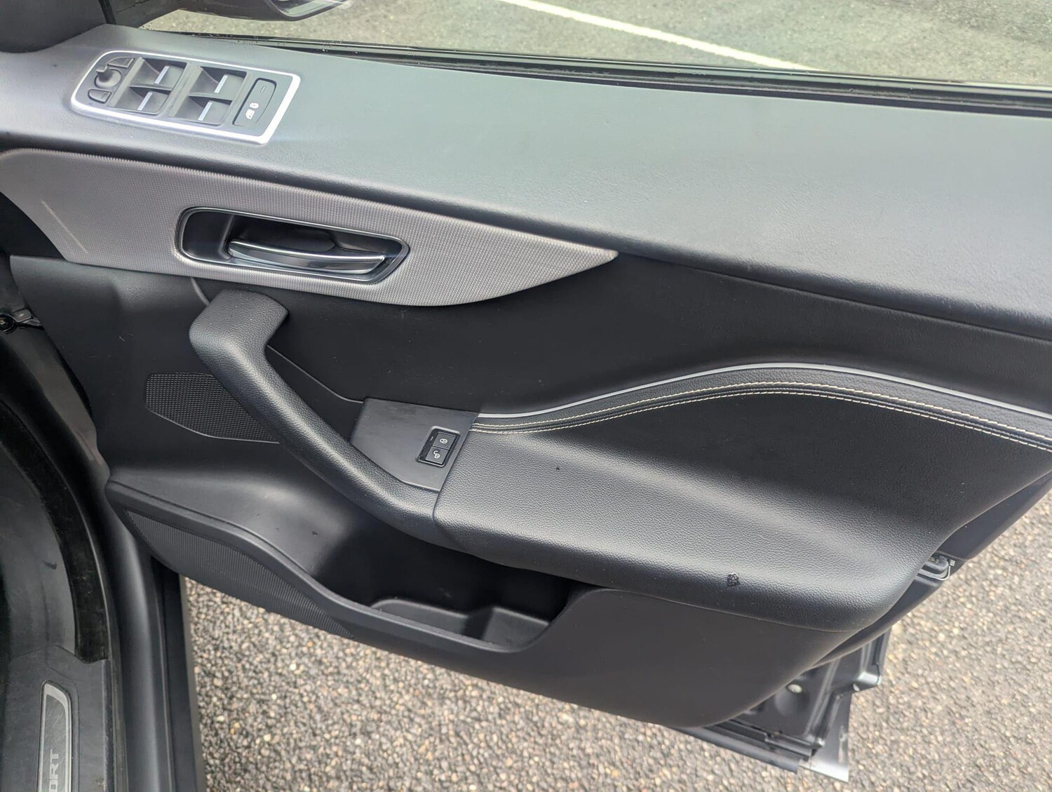 Used Jaguar F-Pace 2018 for sale - 77533624: Photo 20