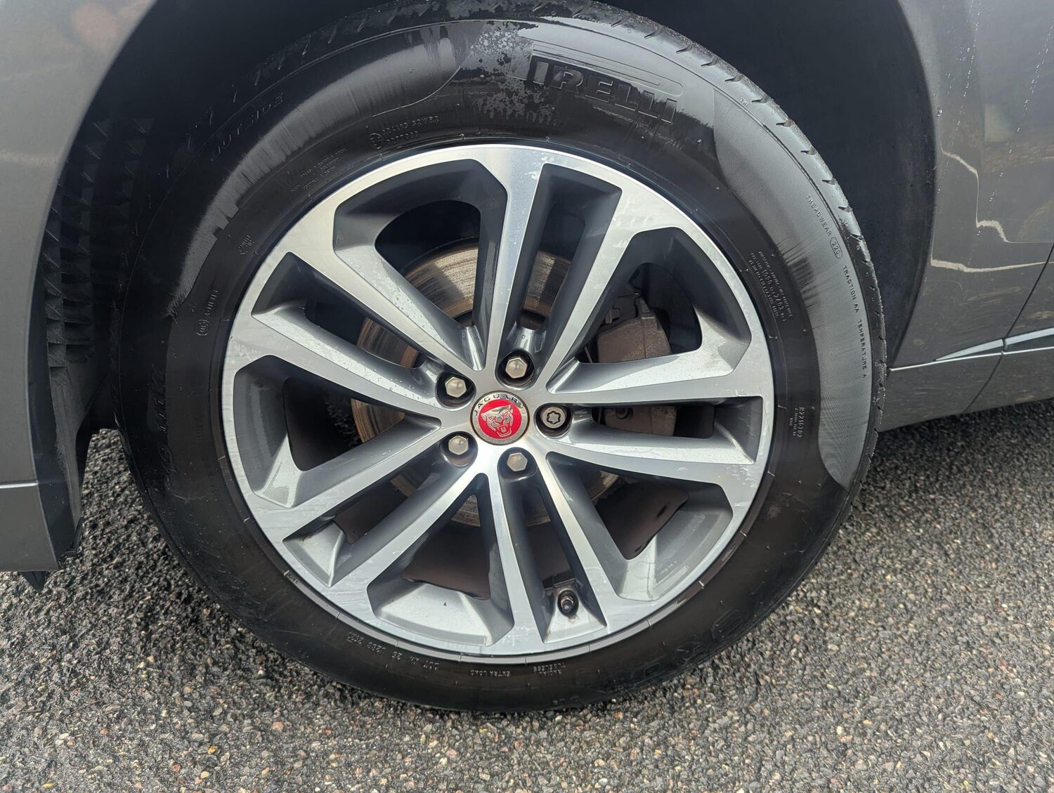 Used Jaguar F-Pace 2018 for sale - 77533624: Photo 28