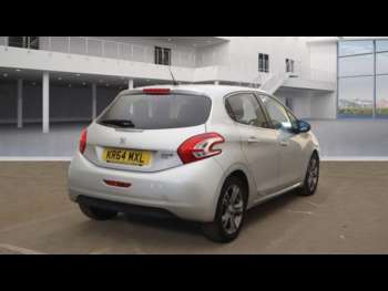 Used Peugeot 208 2014 for sale - 72977617: Photo