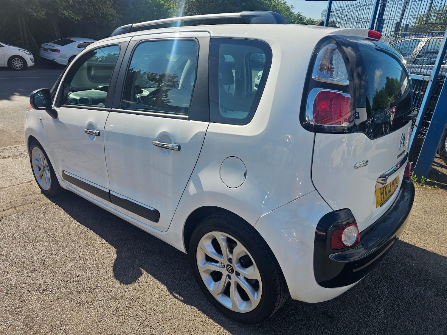 Vehicle 6