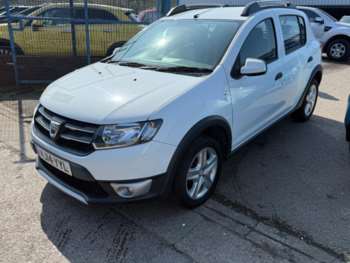Used Dacia Sandero Stepway 2014 for sale - 74095643: Photo