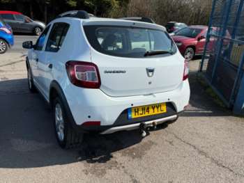 Used Dacia Sandero Stepway 2014 for sale - 74095643: Photo