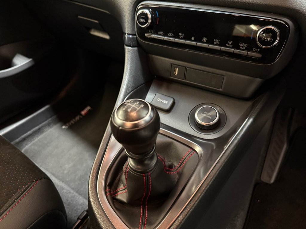 Used Toyota Yaris 2021 for sale - 76851033: Photo 7