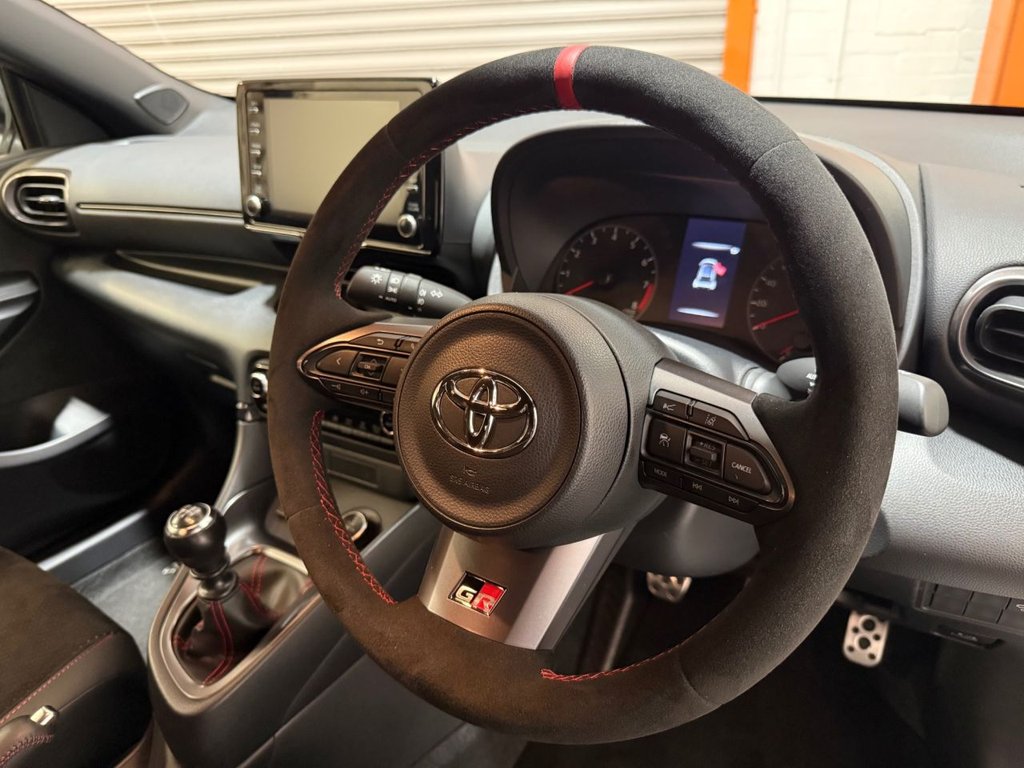 Used Toyota Yaris 2022 for sale - 77111293: Photo 24