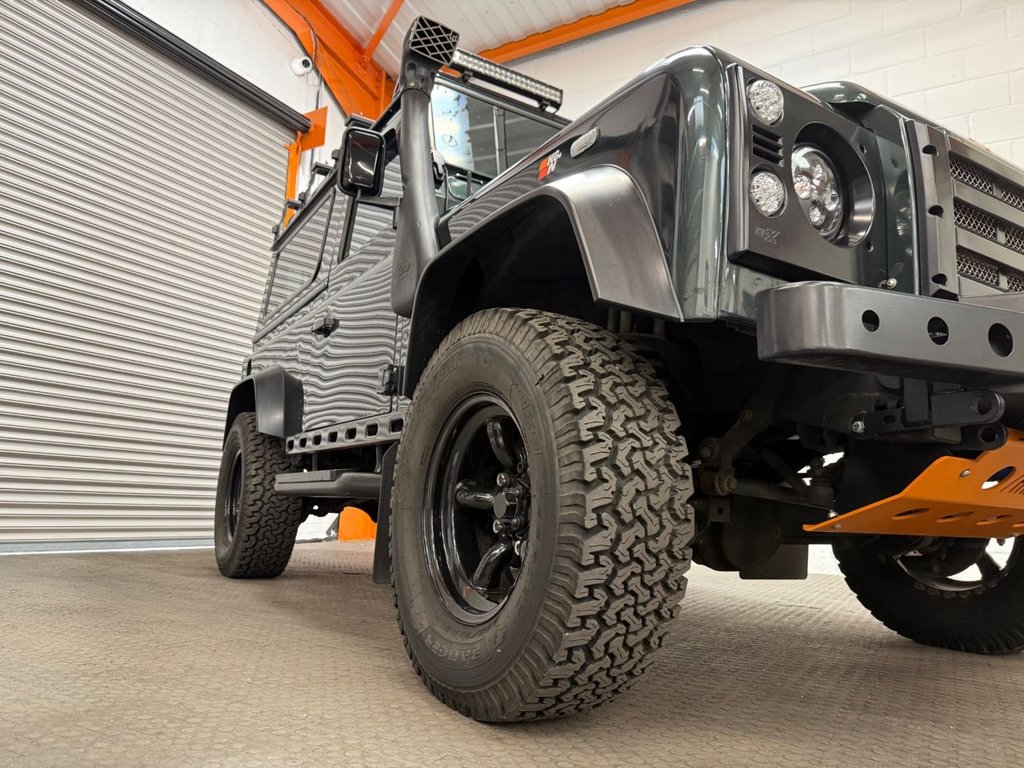 Used Land Rover Defender 2009 for sale - 76132689: Photo 18