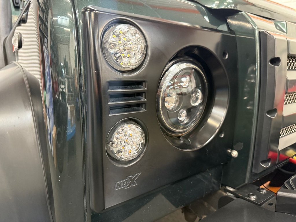 Used Land Rover Defender 2009 for sale - 76132689: Photo 19