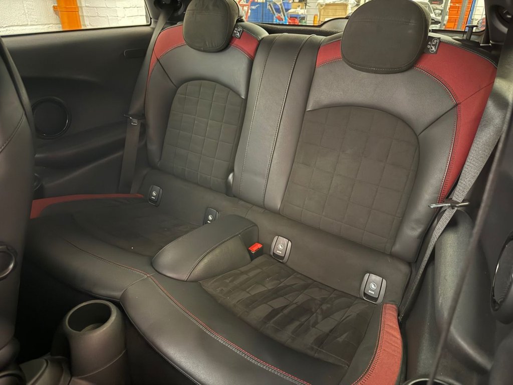 Used MINI Hatch 2018 for sale - 78124628: Photo 11