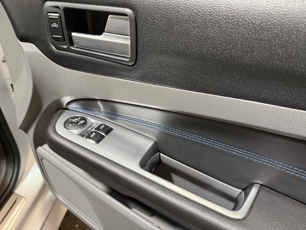 Used Ford Focus 2009 for sale - 77232055: Photo 29