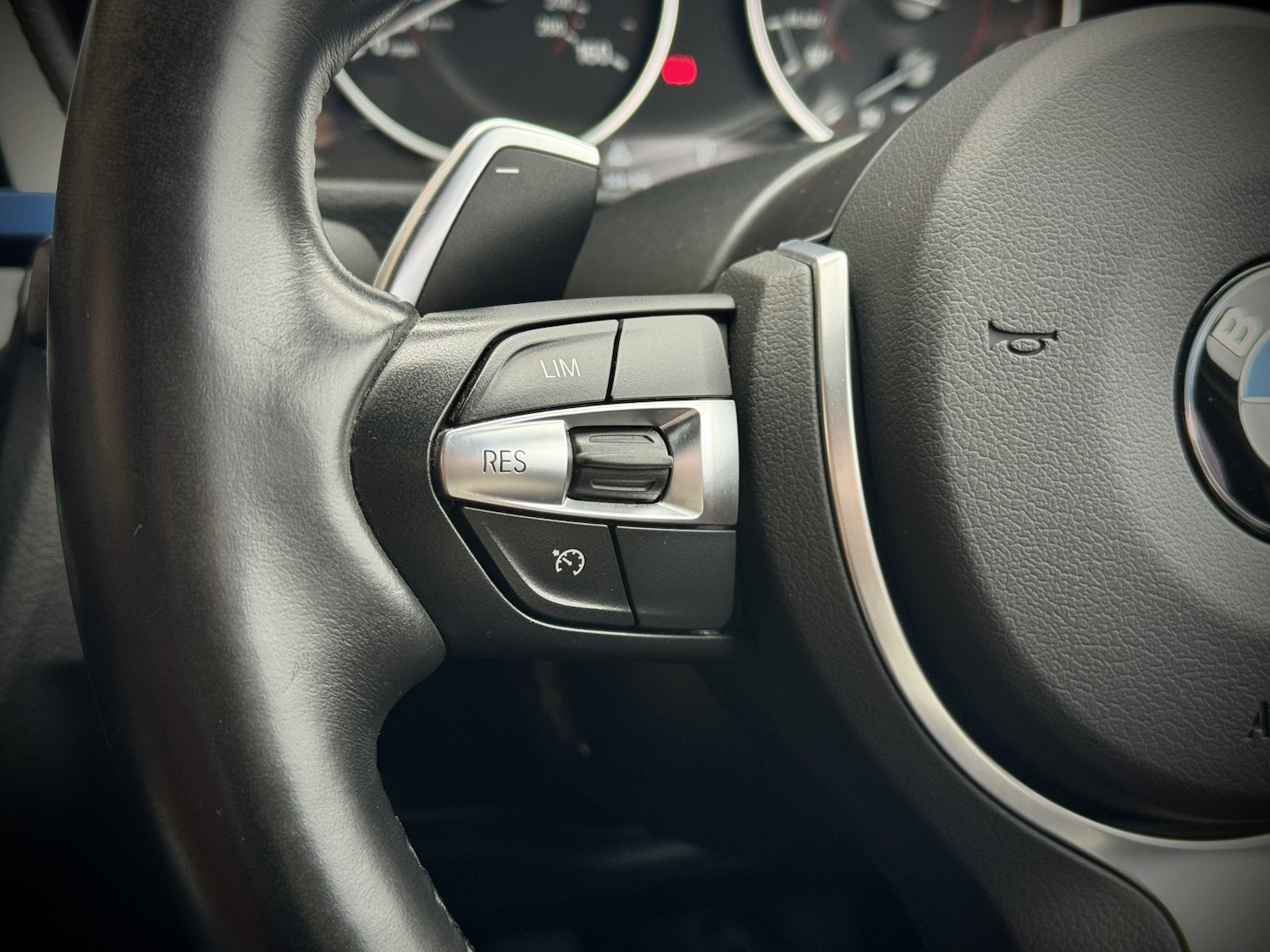 Used BMW 3 Series 2016 for sale - 76591533: Photo 52