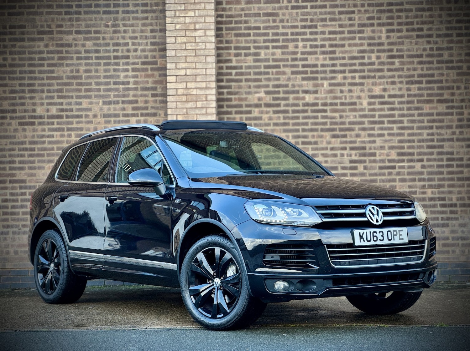 Used Volkswagen Touareg 2013 for sale - 76853508: Photo 1