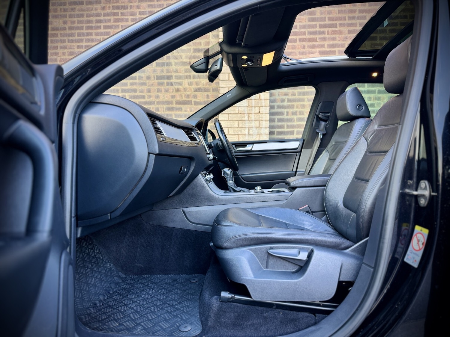 Used Volkswagen Touareg 2013 for sale - 76853508: Photo 31